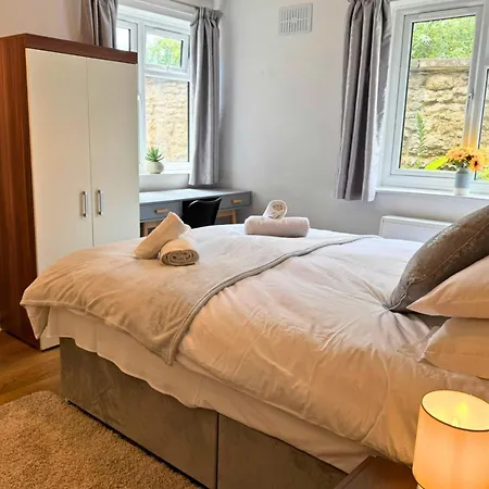 Headington, Oxford, An Entire 2Bed, Free Wi-Fi, Free Parking Apartment Exterior photo